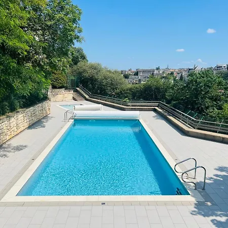 Le Retro - Splendide Appartement Poitiers Exterior photo